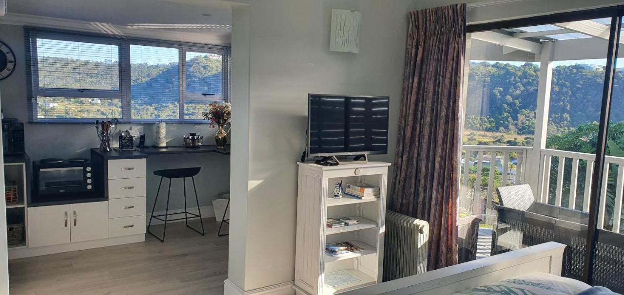 Modern Solar Powered 1 Bed Studio Apartment With Amazing Views Plettenberg Bay Exterior foto