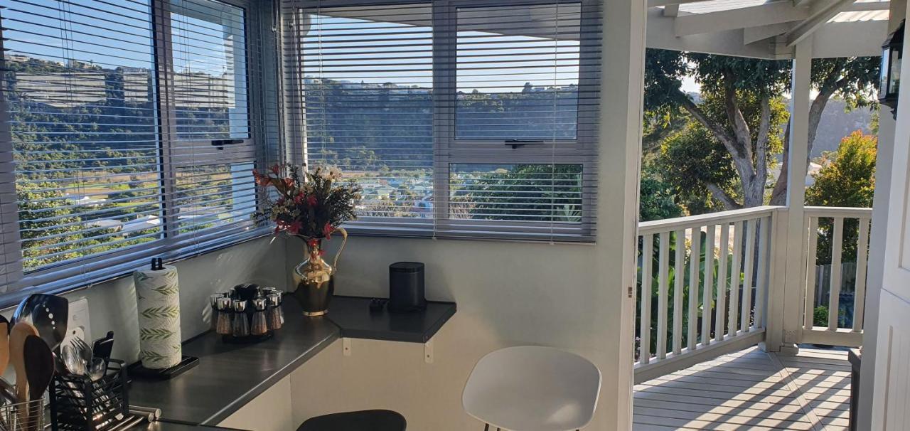 Modern Solar Powered 1 Bed Studio Apartment With Amazing Views Plettenberg Bay Exterior foto